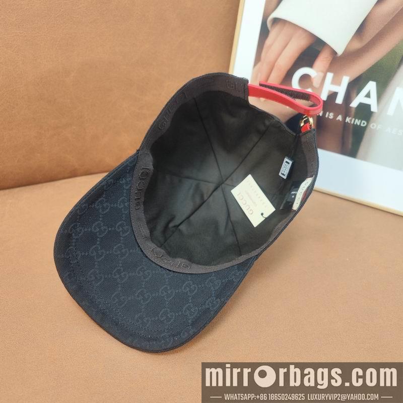 Replica Gucci X The North Face cap dx03