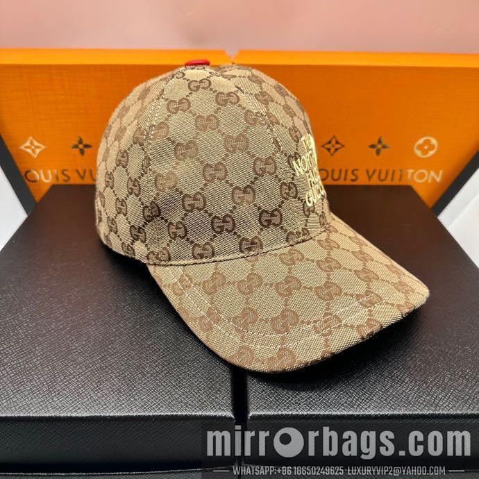 Replica Dior x The North Face Cap dxn11