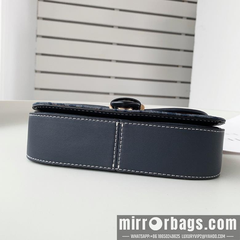 Replica Coach Bags C8304  19X11X4.5cm JH