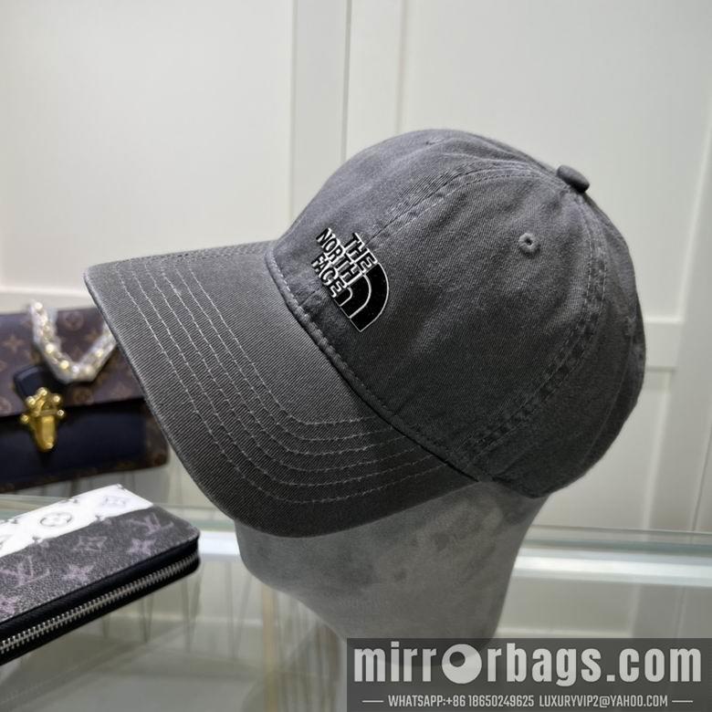 Replica Gucci x The North Face Cap dxn07