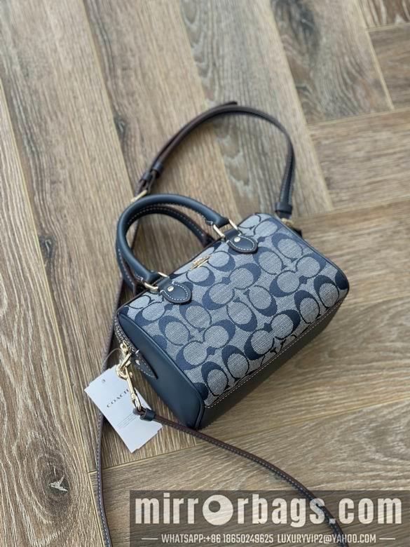 Replica Coach Bags CH370 JH