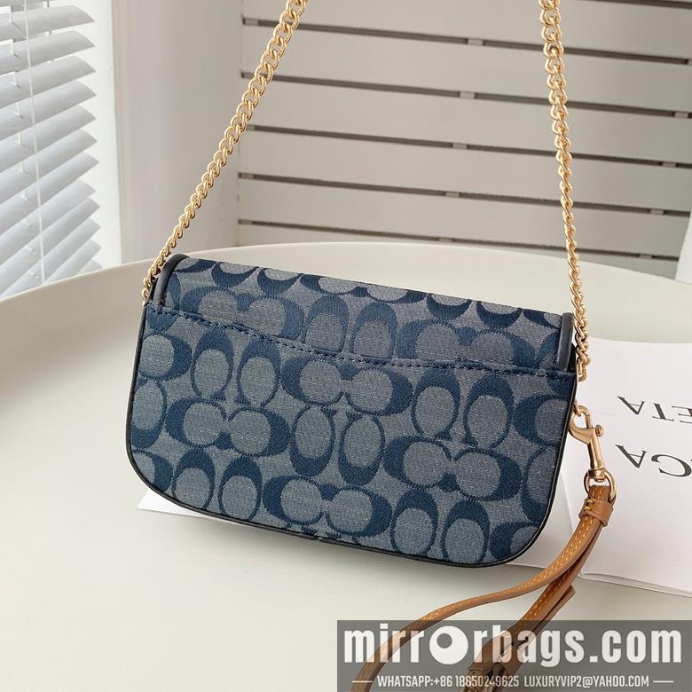 Replica Coach Bags C8304  19X11X4.5cm JH