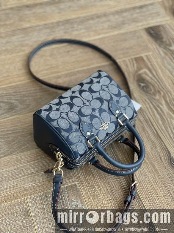 Replica Coach Bags CH370 JH
