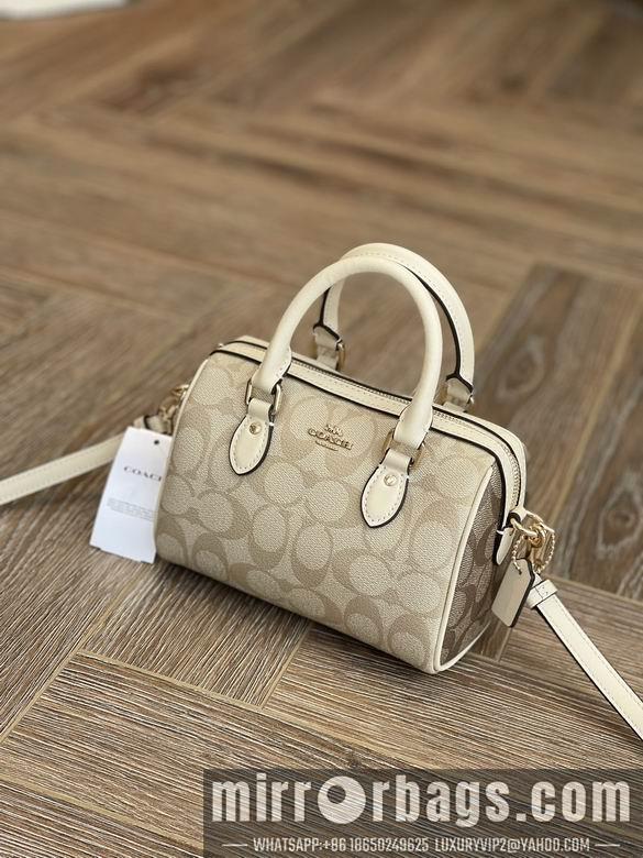 Replica Coach Bags CH160 JH