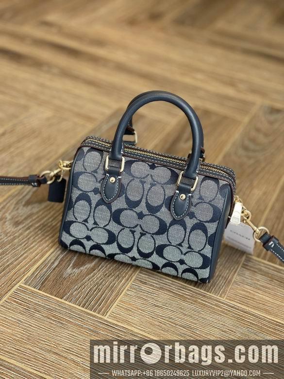 Replica Coach Bags CH370 JH