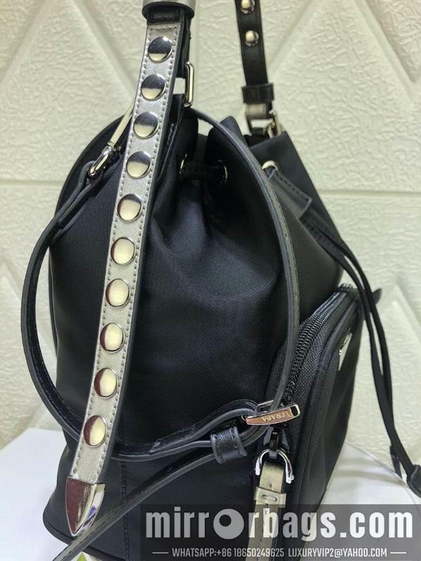 Replica Prada Bags 938-1 17.5X22.5X13cm CN