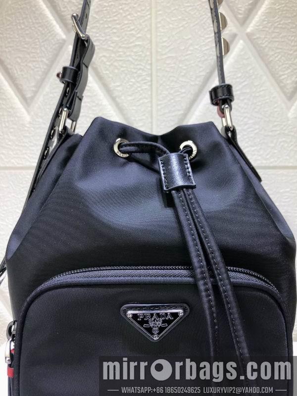 Replica Prada Bags 938-1 17.5X22.5X13cm CN