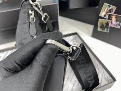 Replica Prada Bags Re-Edition BS1BH204 22X12X6