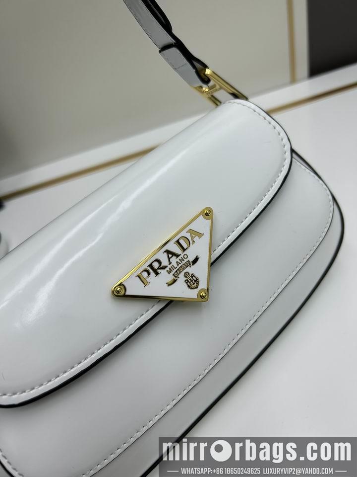 Replica Prada Bags Prada 817 24x12x4cm jj2