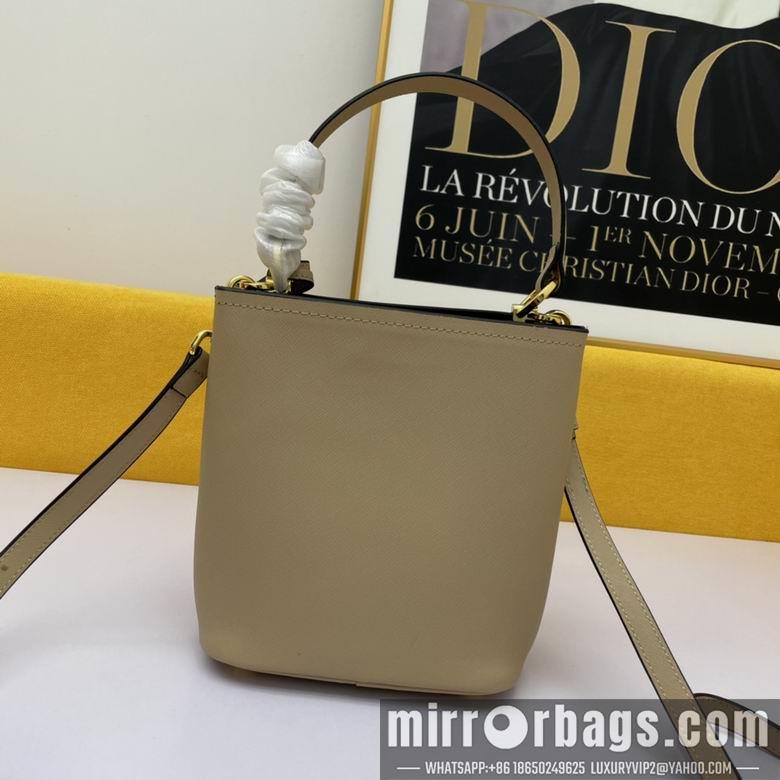 Replica Prada Bags WW1BA219棕 21X11X18