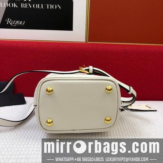 Replica Prada Bags Prada Saffiano 1BA219十字纹 20x11x18cm CN6色