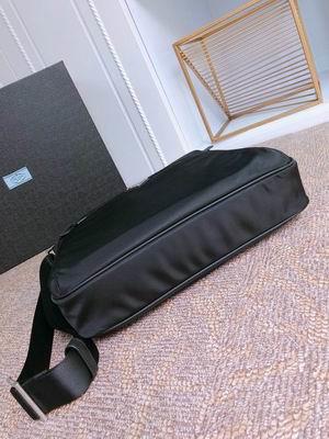 Replica Prada Bags Re-Nylon Saffiano 2VH953 31x30x6cm ap 21