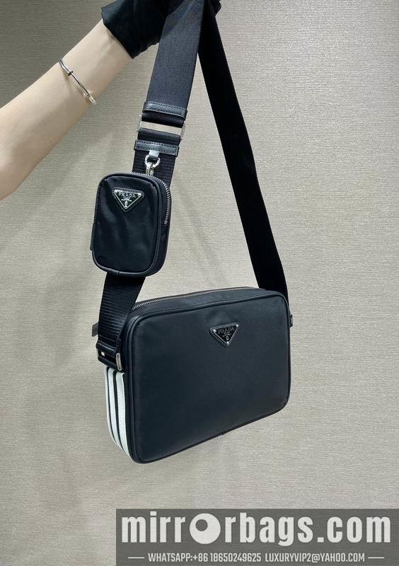 Replica Prada Bags Re-Nylon Saffiano 2VH142 25x19x7cm ap 07