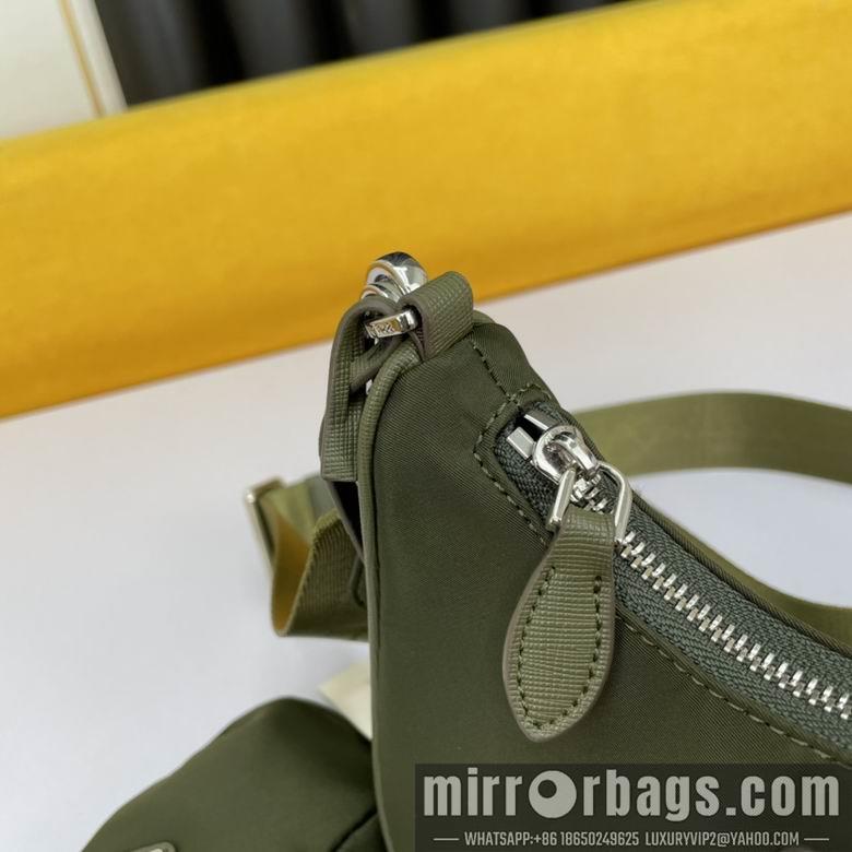 Replica Prada Bags WW2110254 22X18X6.5