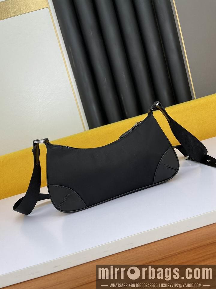 Replica Prada Bags Prada 6368 29x7.5x14cm ww