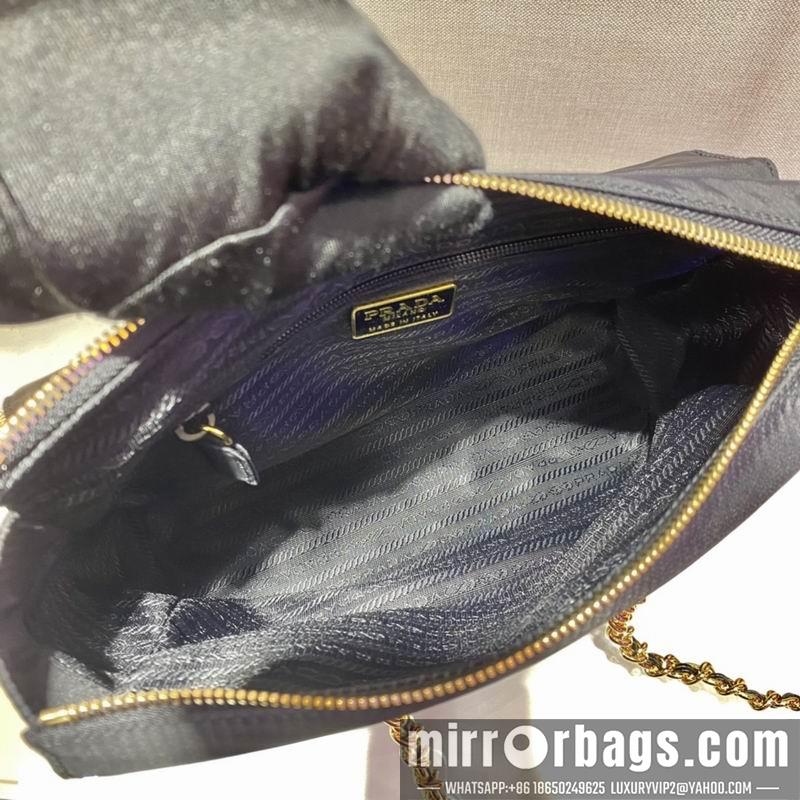 Replica Prada Bags Vintage 1BD621 30x24x6cm ap 53