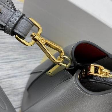 Replica Prada Bags WW66152 30X22X14