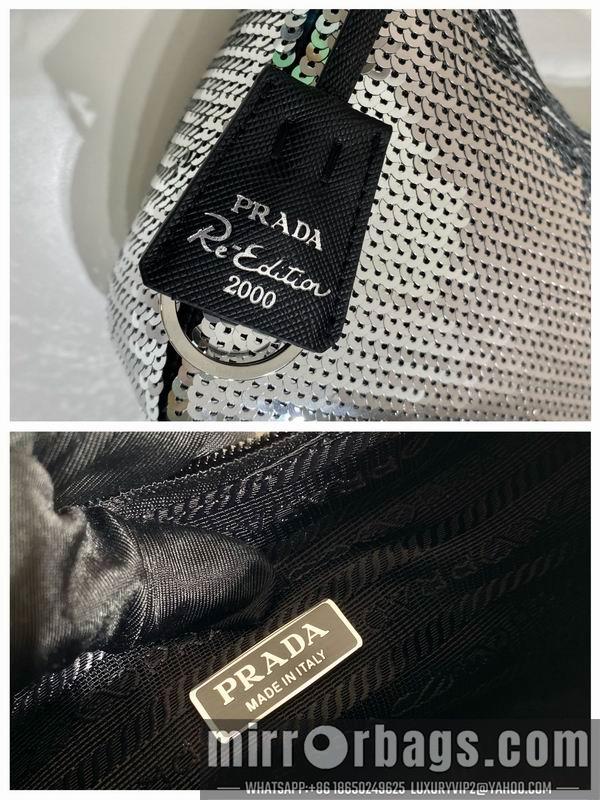 Replica Prada Bags Re-Edition Hobo 1NE515 23x13x5cm ap 01