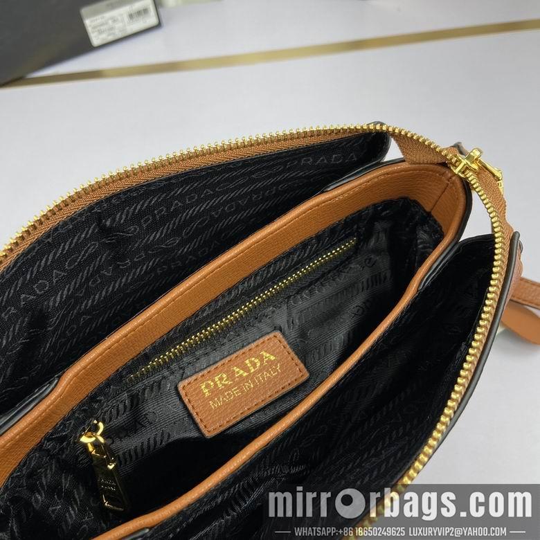Replica Prada Bags WW66136 21X15X9