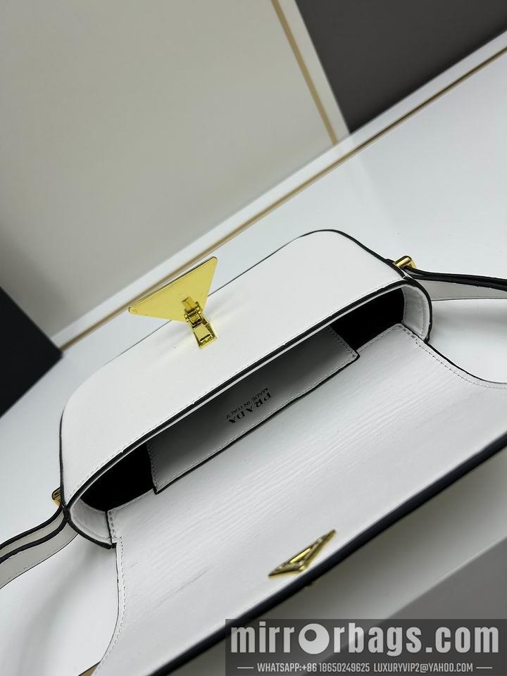 Replica Prada Bags Prada 813 21.5x13x5cm jj1