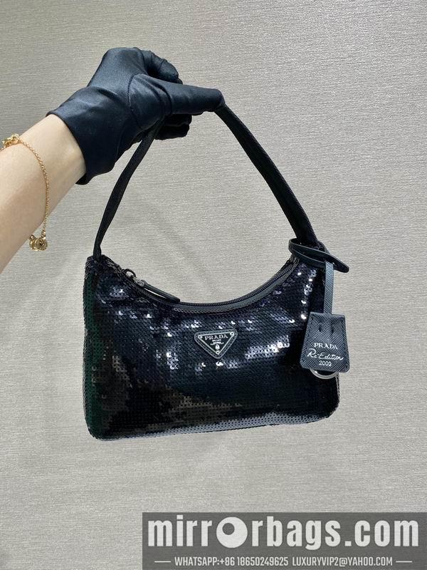 Replica Prada Bags Re-Edition Hobo 1NE515 23x13x5cm ap 01