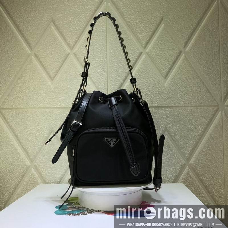 Replica Prada Bags 938-1 17.5X22.5X13cm CN