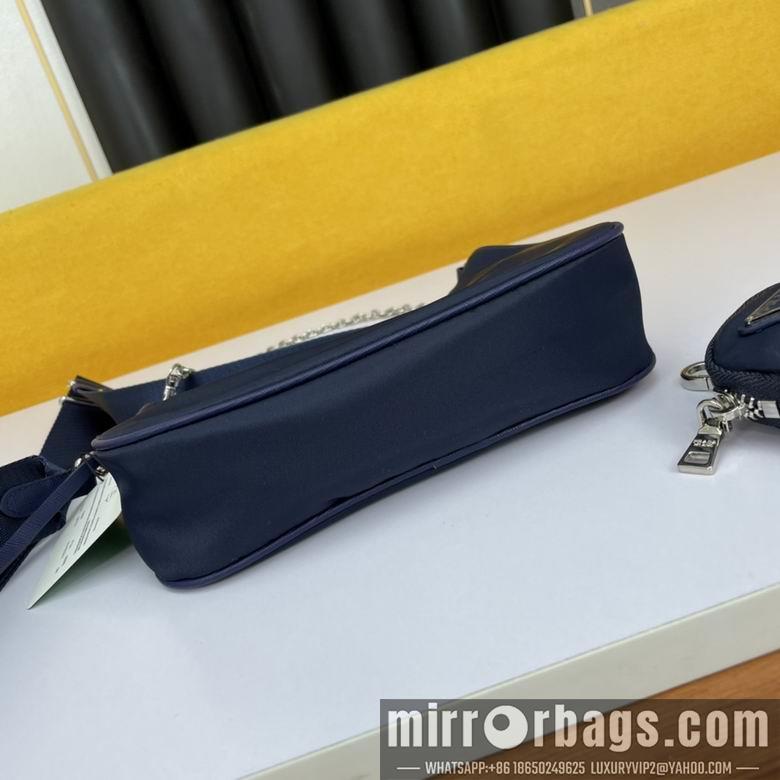 Replica Prada Bags WW2110254 22X18X6.5