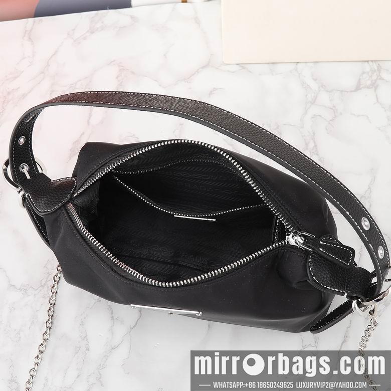 Replica Prada Bags 8117 25cm XMY