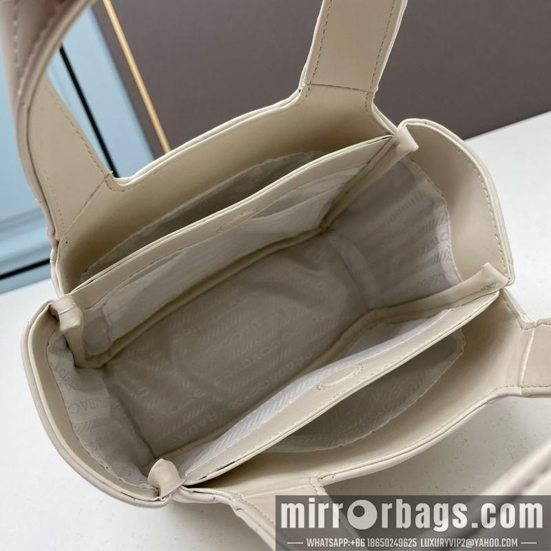 Replica Prada Bags Prada 1BG199菱格菜篮子18x16x10cm ww