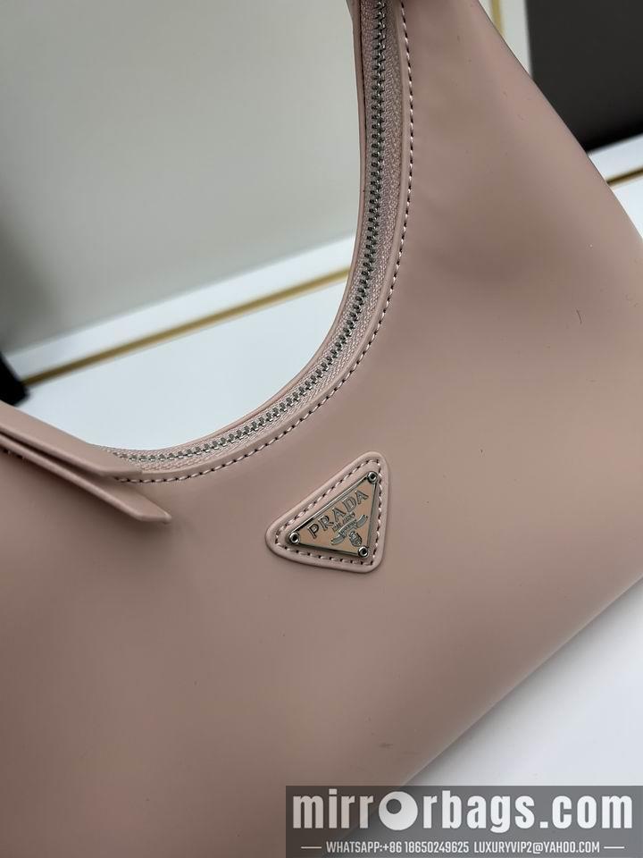 Replica Prada Bags Prada 818 30x12x6cm jj1