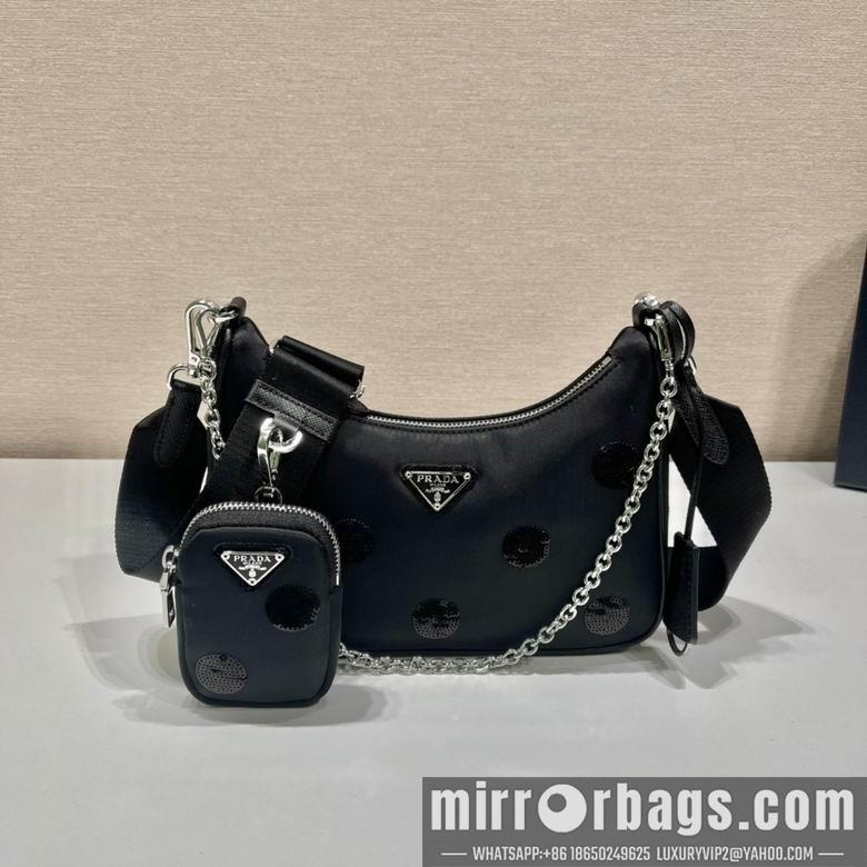 Replica Prada Bags Re-Edition AP1BH204 22X18X6.5