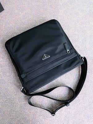 Replica Prada Bags Re-Nylon Saffiano 2VH953 31x30x6cm ap 21