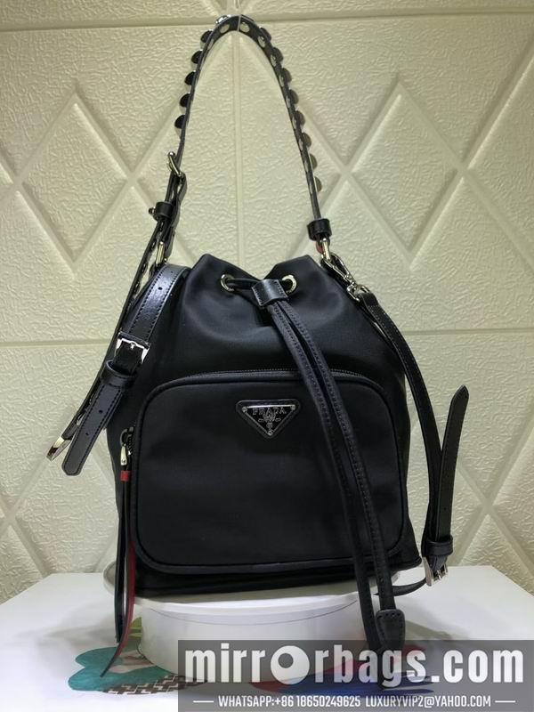 Replica Prada Bags 938-1 17.5X22.5X13cm CN