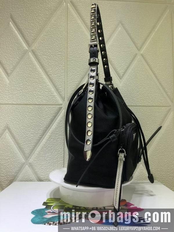 Replica Prada Bags 938-1 17.5X22.5X13cm CN