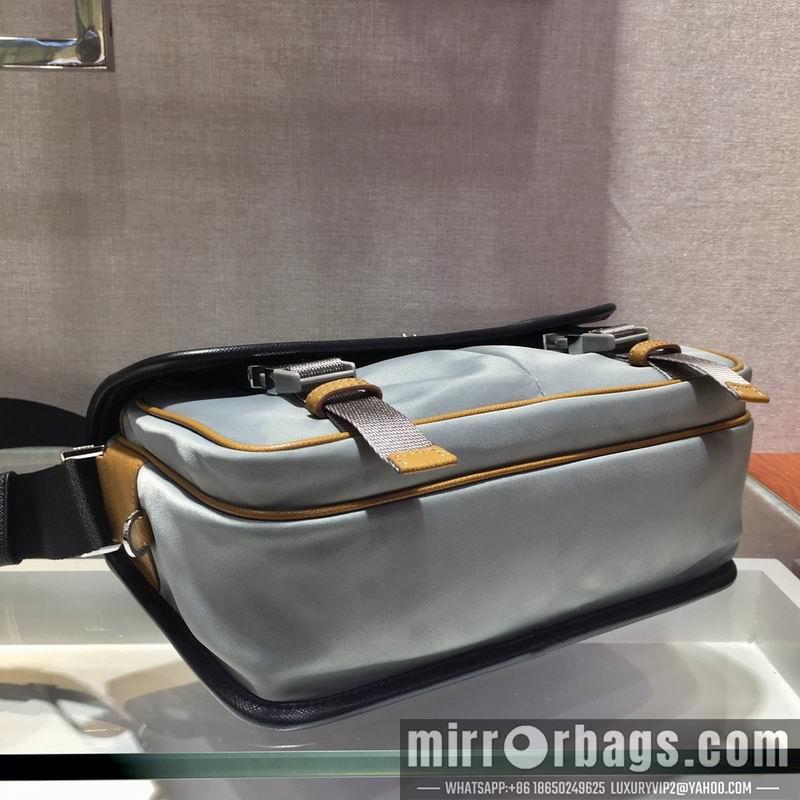 Replica Prada Bags Re-Nylon Saffiano 2VD169B 26x20x10cm ap 23