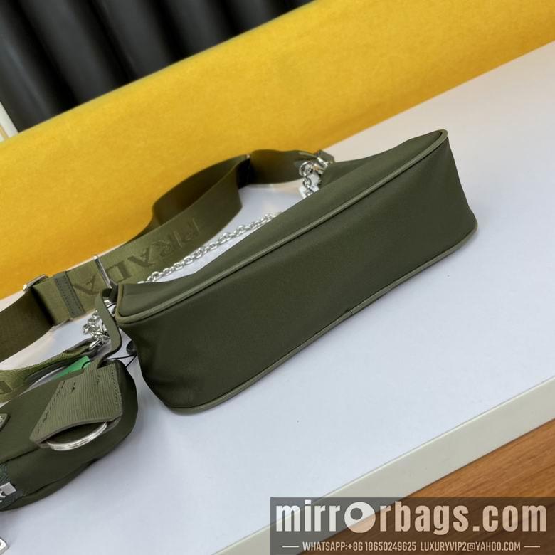 Replica Prada Bags WW2110254 22X18X6.5