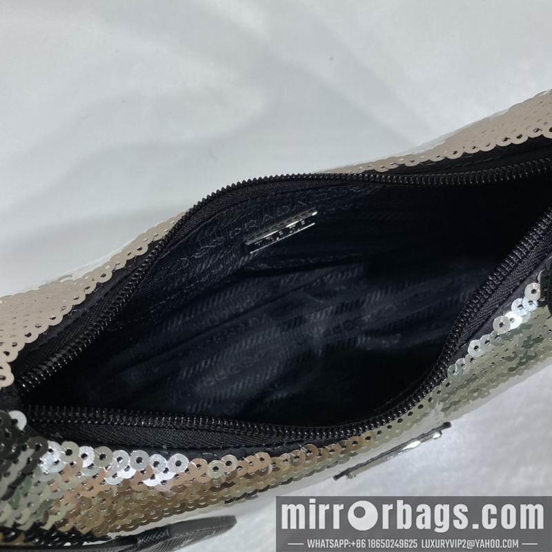 Replica Prada Bags Re-Edition Hobo 1NE515 23x13x5cm ap 01