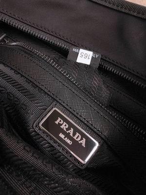 Replica Prada Bags Re-Nylon Saffiano 2VH953 31x30x6cm ap 21