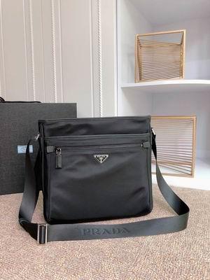 Replica Prada Bags Re-Nylon Saffiano 2VH953 31x30x6cm ap 21