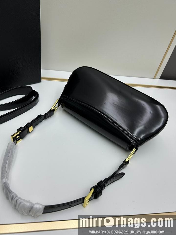 Replica Prada Bags Prada 817 24x12x4cm jj1