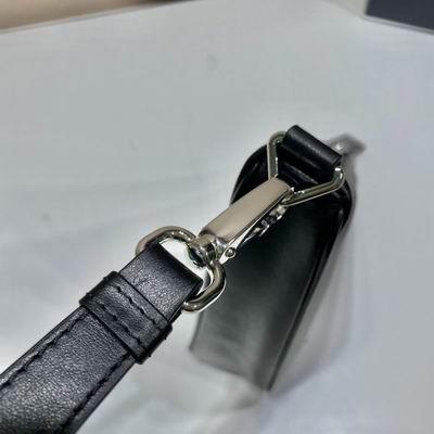 Replica Prada Bags Triangle 1NE039 26x14x5cm ap 05
