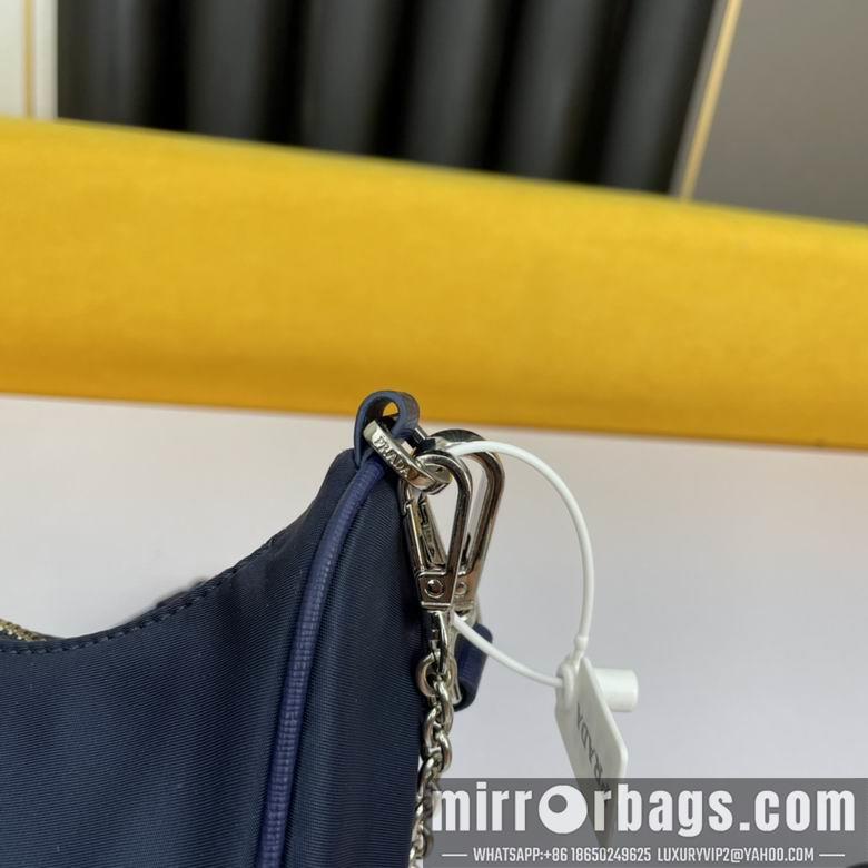 Replica Prada Bags WW2110254 22X18X6.5
