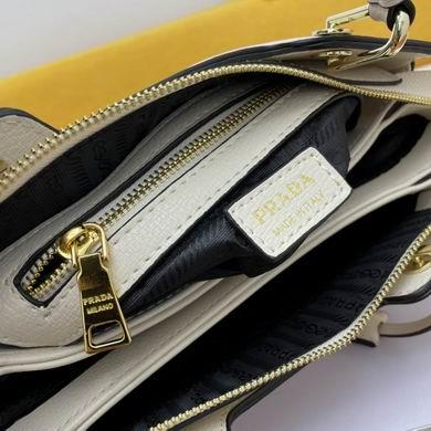 Replica Prada Bags WW2013 30X21X13