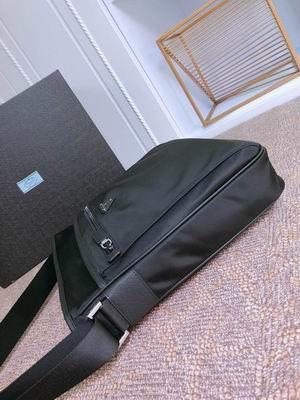 Replica Prada Bags Re-Nylon Saffiano 2VH953 31x30x6cm ap 21