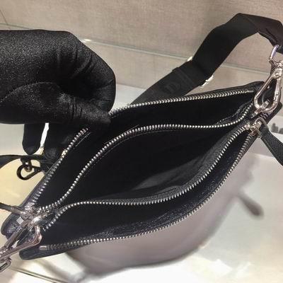 Replica Prada Bags Re-Nylon 1BH012 25x18x4cm ap 25