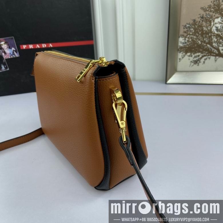 Replica Prada Bags WW66136 21X15X9
