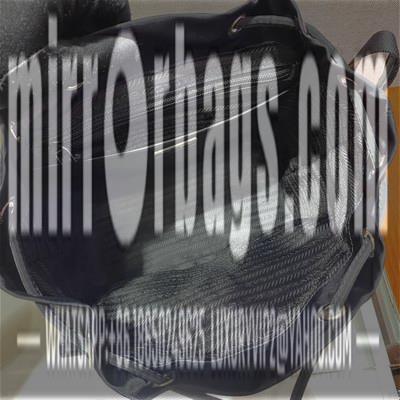 Replica Prada Bags Re-Nylon Saffiano 1BZ677A 24X28X12cm ap 34