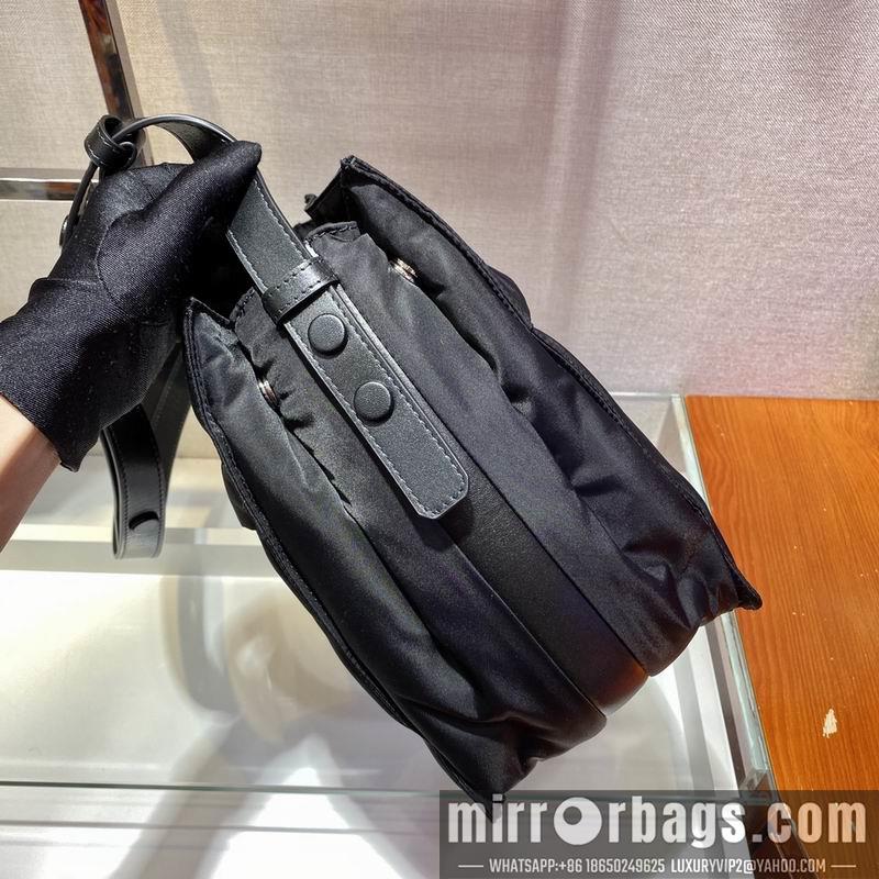 Replica Prada Bags Re-Nylon 1BC308 28x26x14cm ap 12