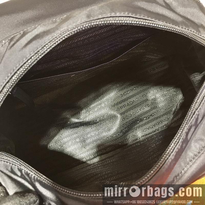 Replica Prada Bags Re-Nylon 1BD225 30x30x12cm ap