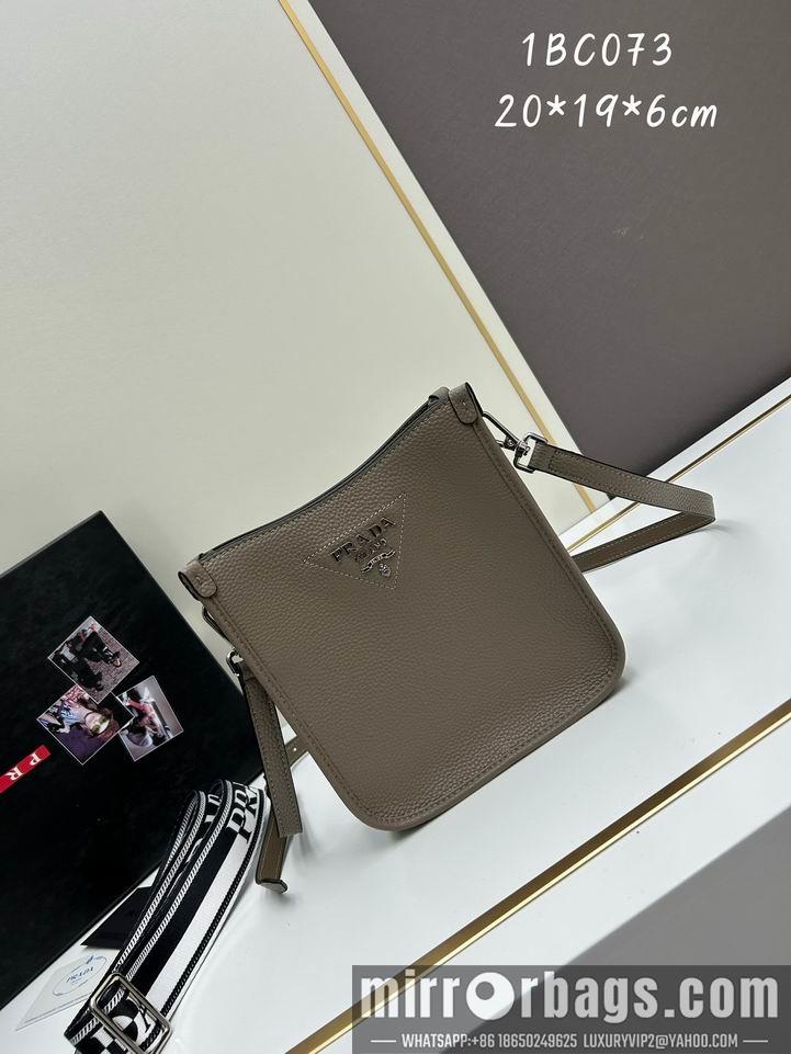 Replica Prada Bags Prada 1BC073 20x19x6cm jj1